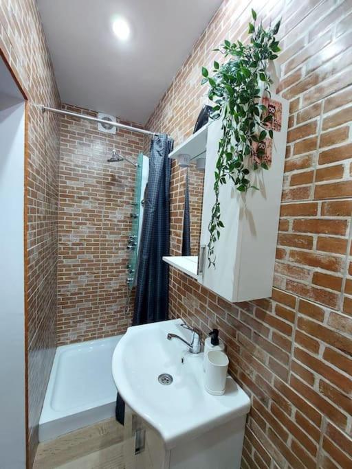 Sweet Dreams Suites Cosy Studio Piata Romana Bucarest Esterno foto
